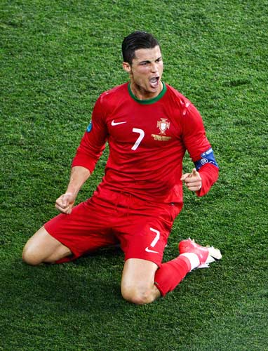 【一周游语Vol.99】水排序+ColorBlockJam、Word+消除2048RPG、Miniclip也来做团队射击？