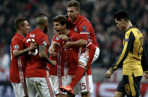 一场2-3！让皇马成笑柄：3天2败丢2冠，西甲欧冠双重打击