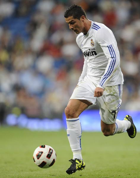 等疯了！《GTA6》跳票后玩家开始解读杰森衬衫污渍