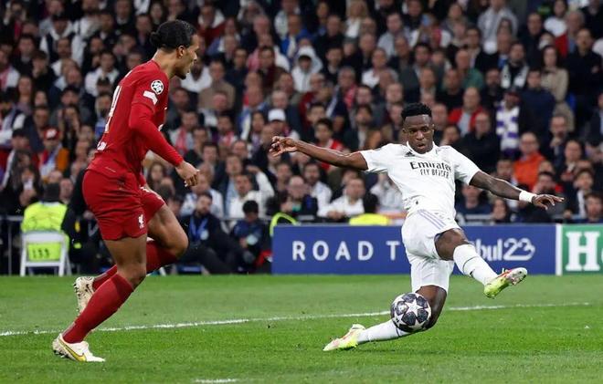 《原神》发布艾梅莉埃角色演示：丹枫的眼镜娘调香师