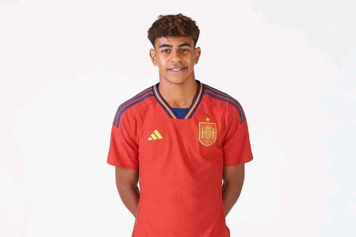 意甲综合：国米战平那不勒斯 米兰绝平“紫百合”